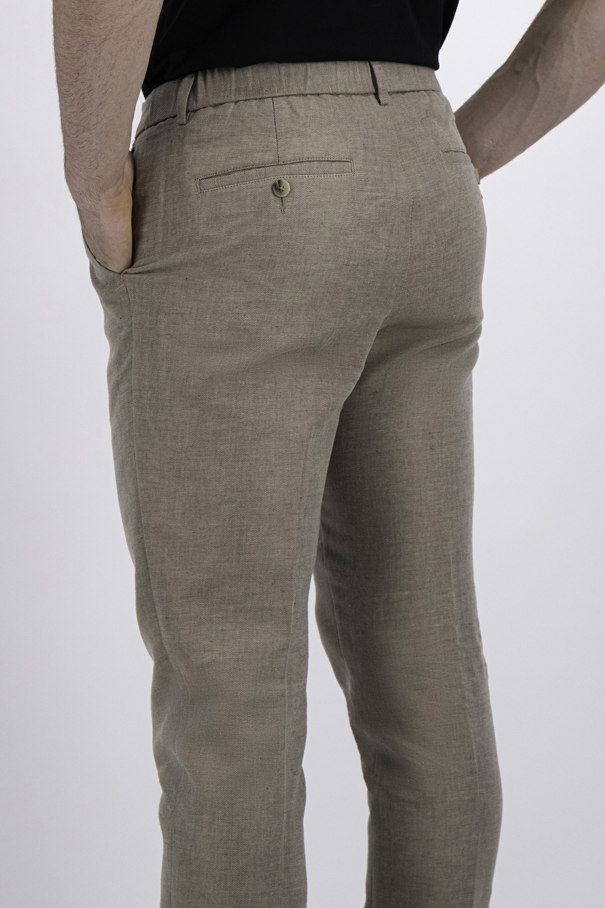 PANTALÓN BEIGE SLIM FIT LMENTAL image number null