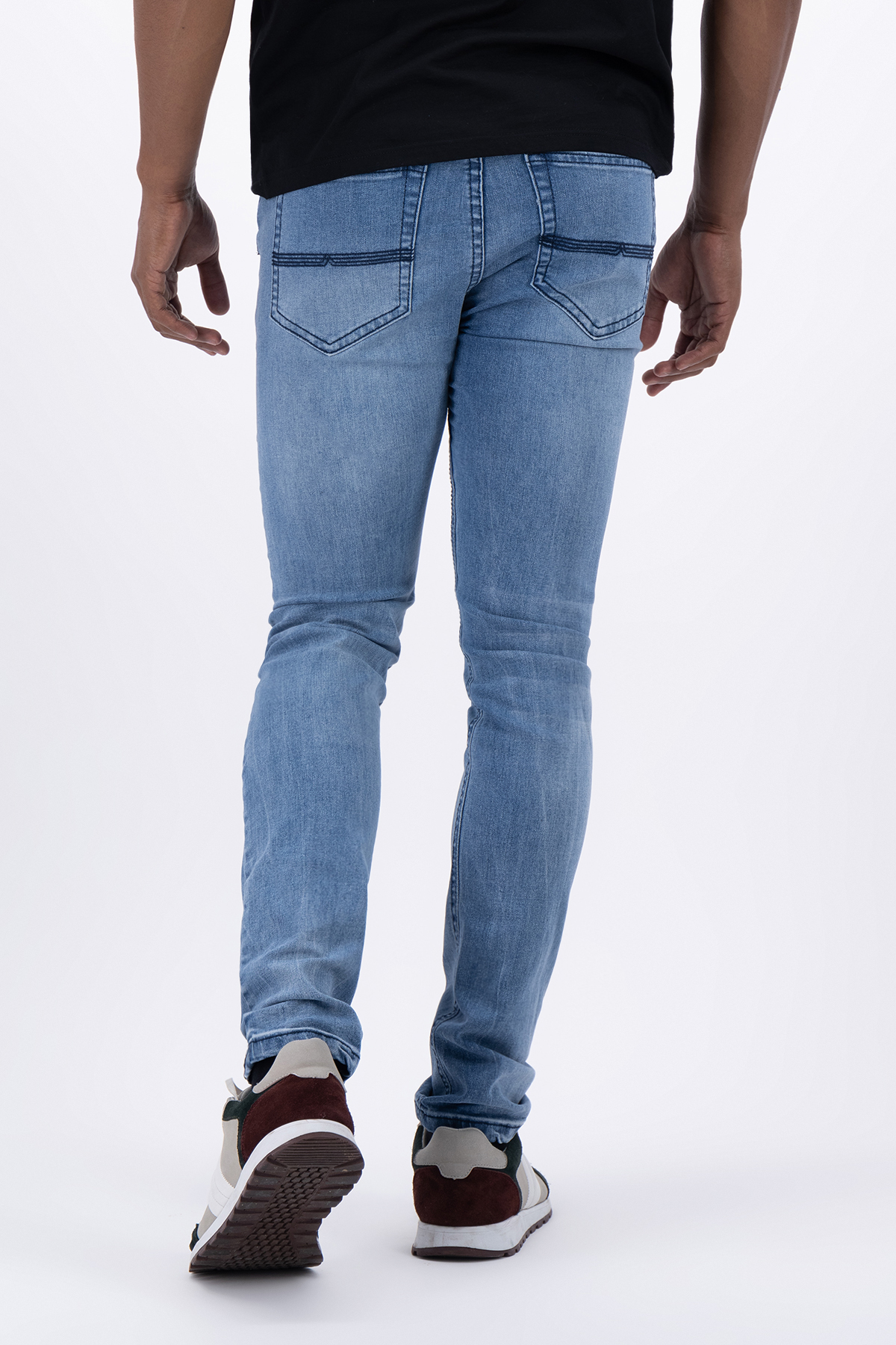 JEANS SLIM FIT AZUL LMENTAL image number null